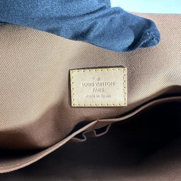 Louis Vuitton Monogram Canvas Messenger Bag Shoulder Bag - Picture 13 of 16